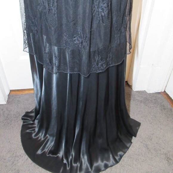 Blacklist Lip Service Satin & Lace Vintage Gown Retro Maxi Dress Goth 20s 30s - Picture 4 of 16